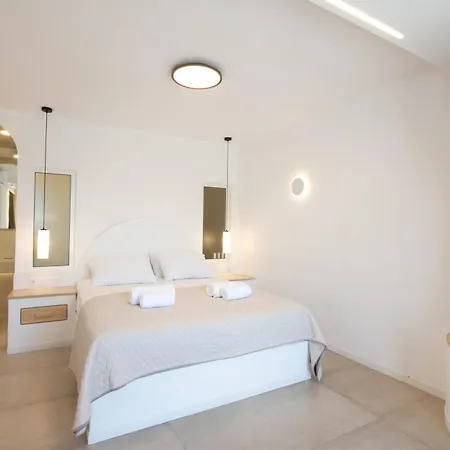 Kritikakis Village Chora